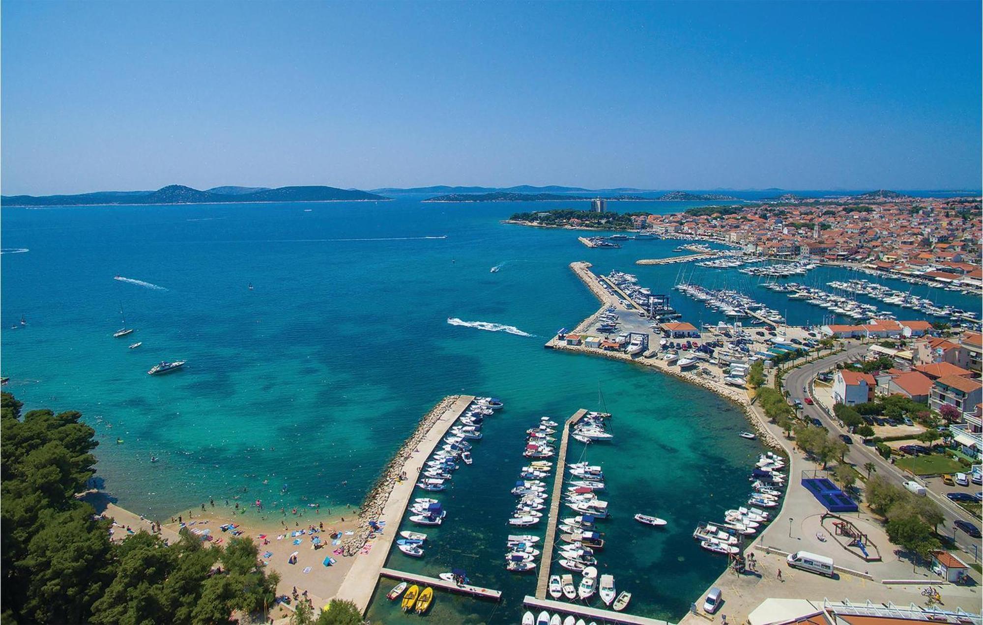 Gorgeous Apartment In Vodice With Kitchen Εξωτερικό φωτογραφία